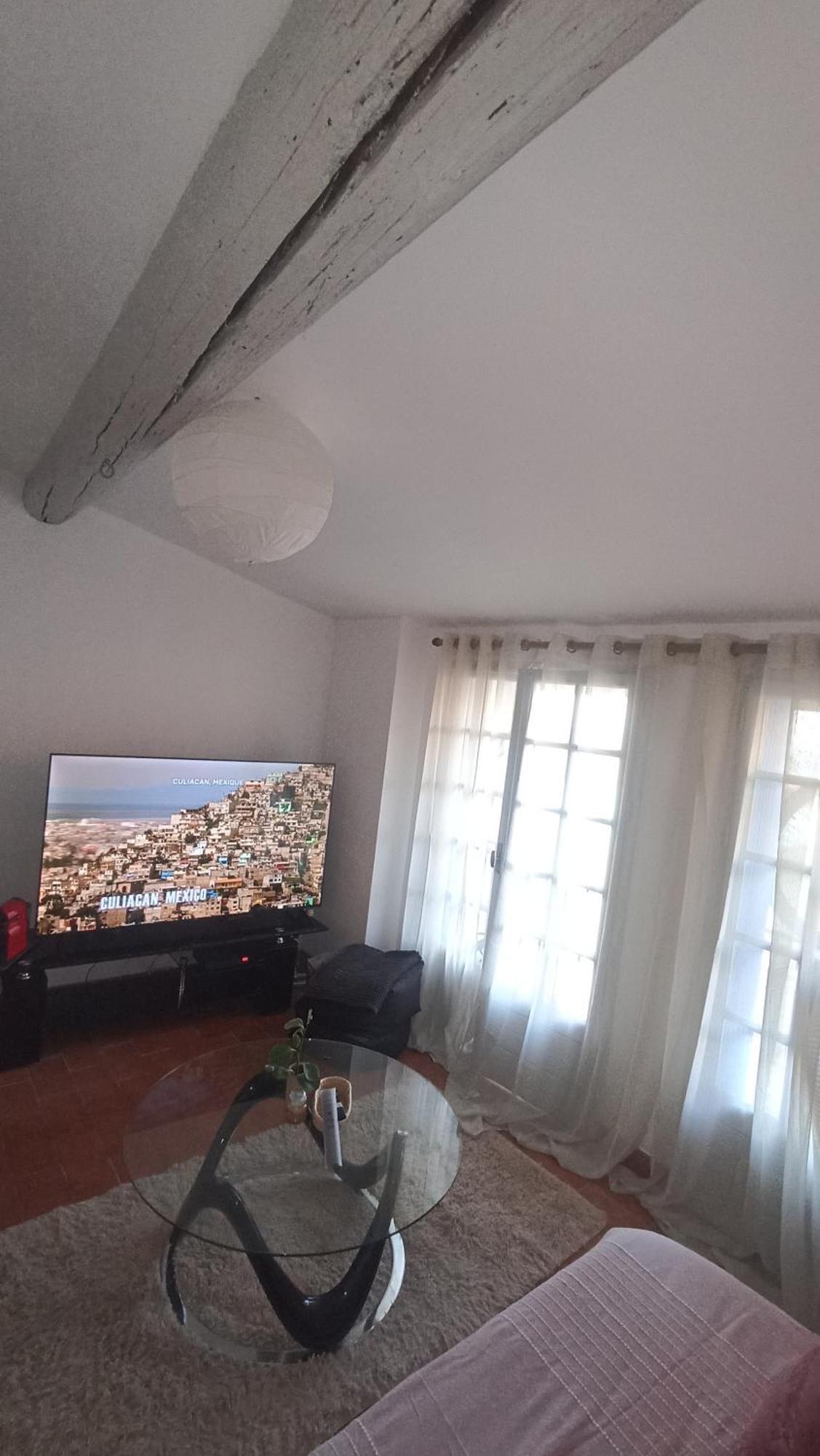 Les Hebergements De La Plage En Ville Мартиг Екстериор снимка